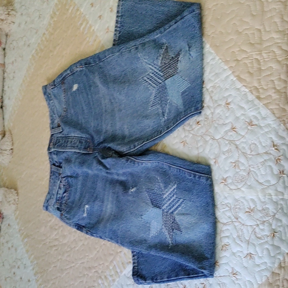 Old Navy O. G. Straight Slim legs jeans.